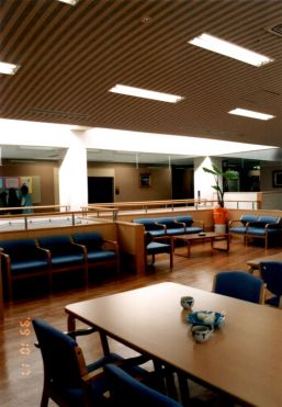 �V�l�ی��{�݁@�䂤����